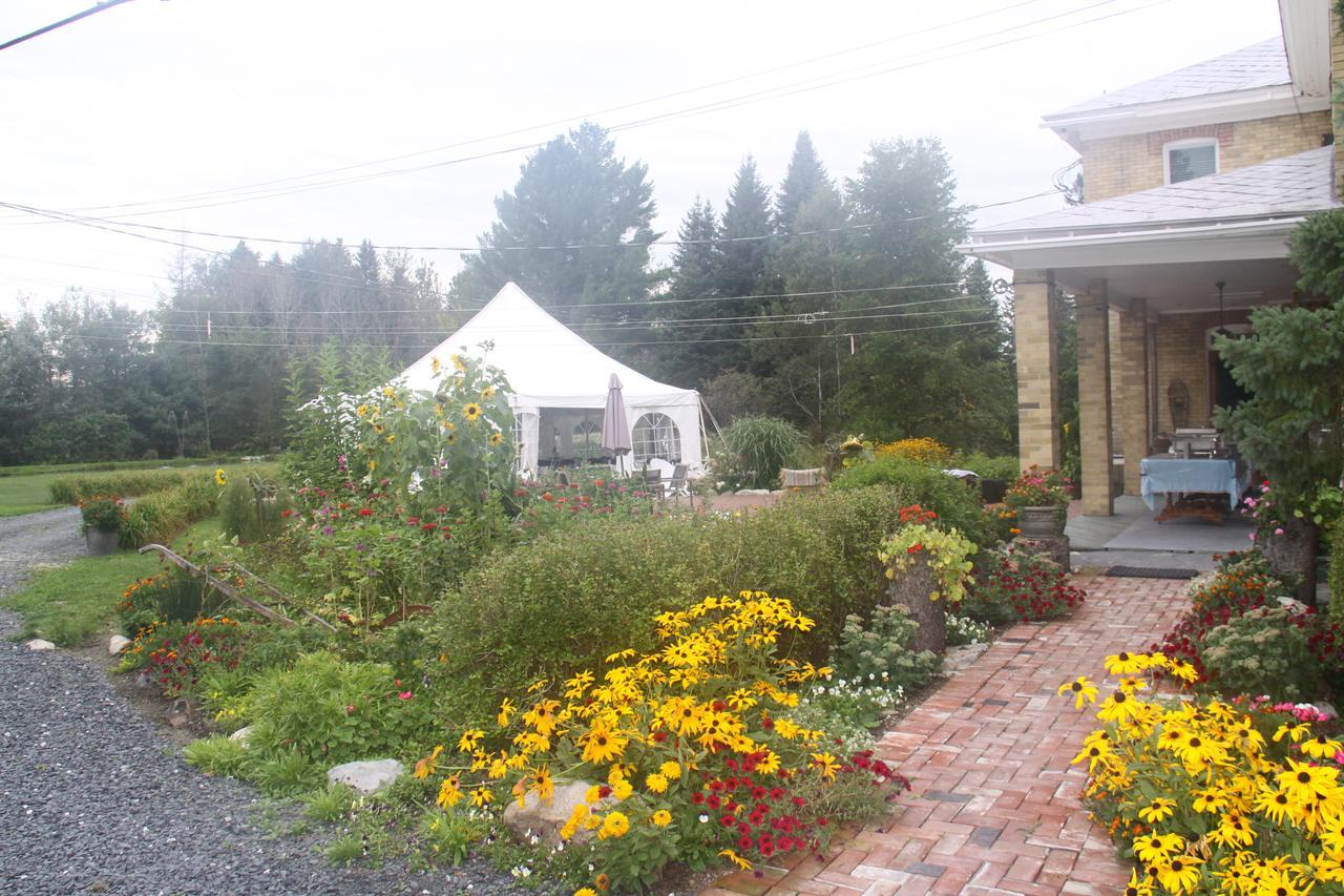 Auberge Taylor Manor سان جورجس المظهر الخارجي الصورة