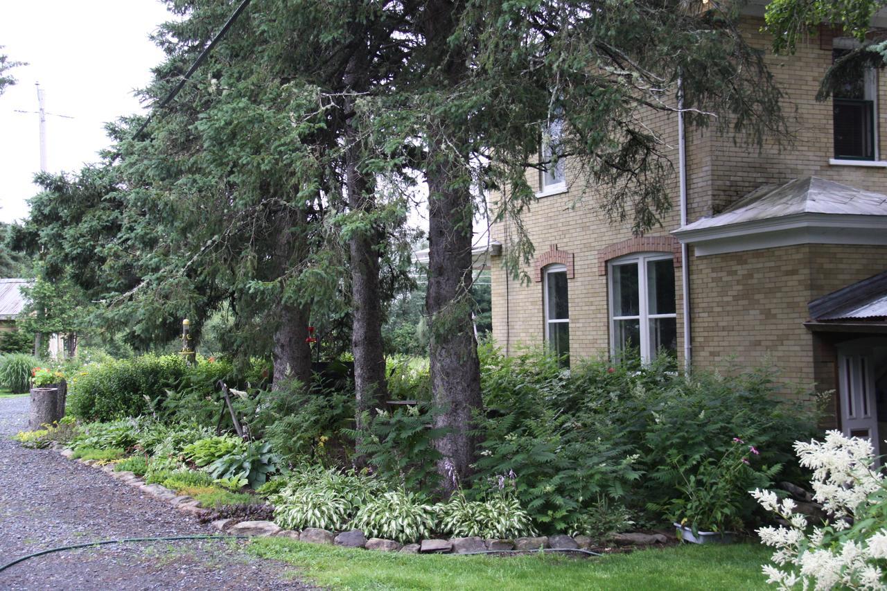 Auberge Taylor Manor سان جورجس المظهر الخارجي الصورة