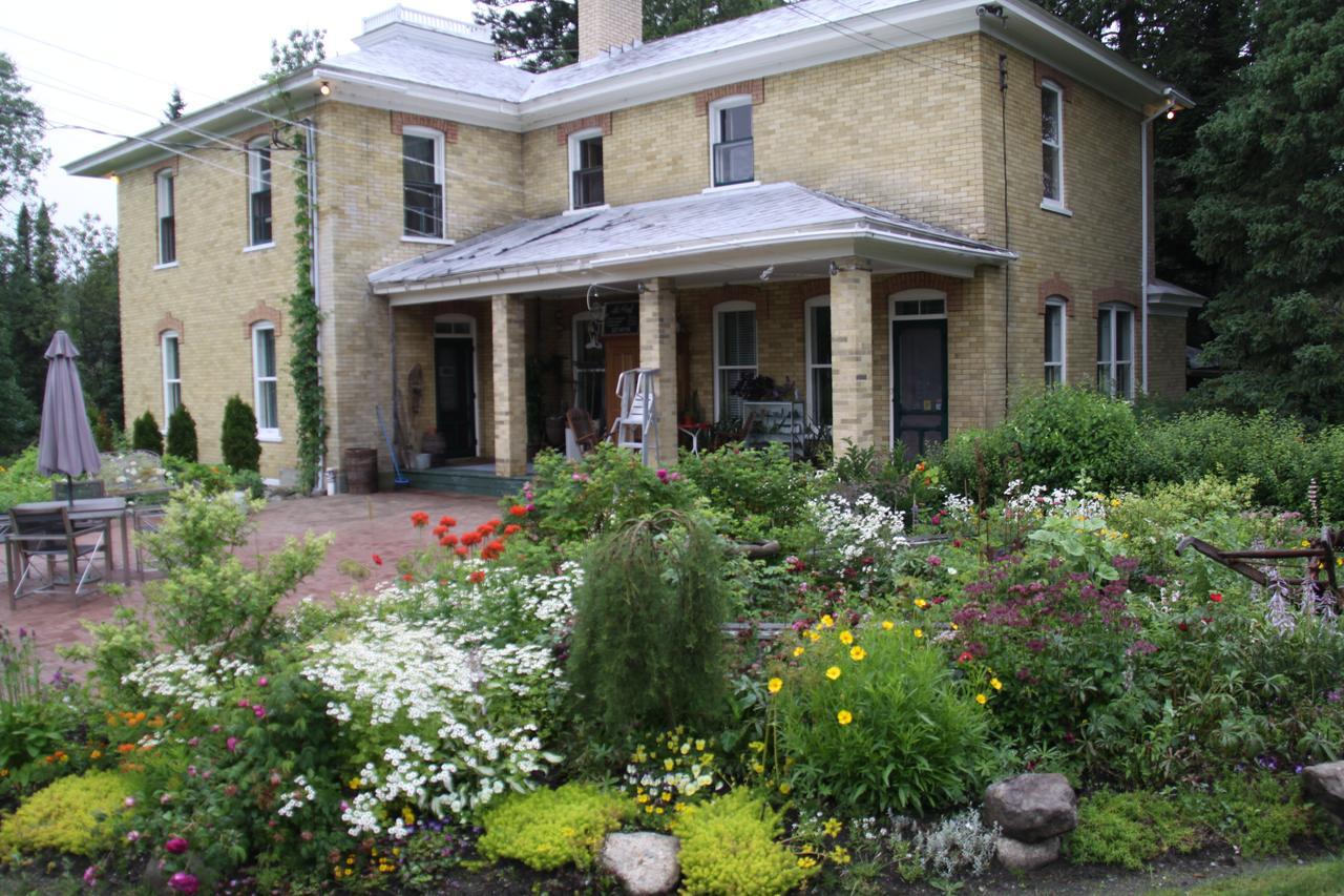 Auberge Taylor Manor سان جورجس المظهر الخارجي الصورة