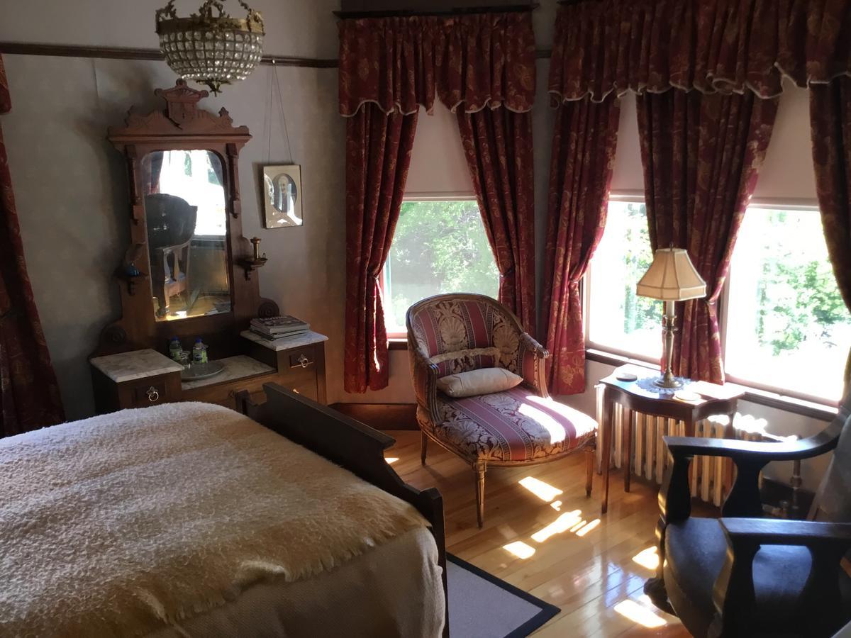 Auberge Taylor Manor سان جورجس المظهر الخارجي الصورة