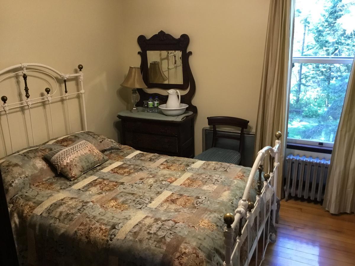 Auberge Taylor Manor سان جورجس المظهر الخارجي الصورة