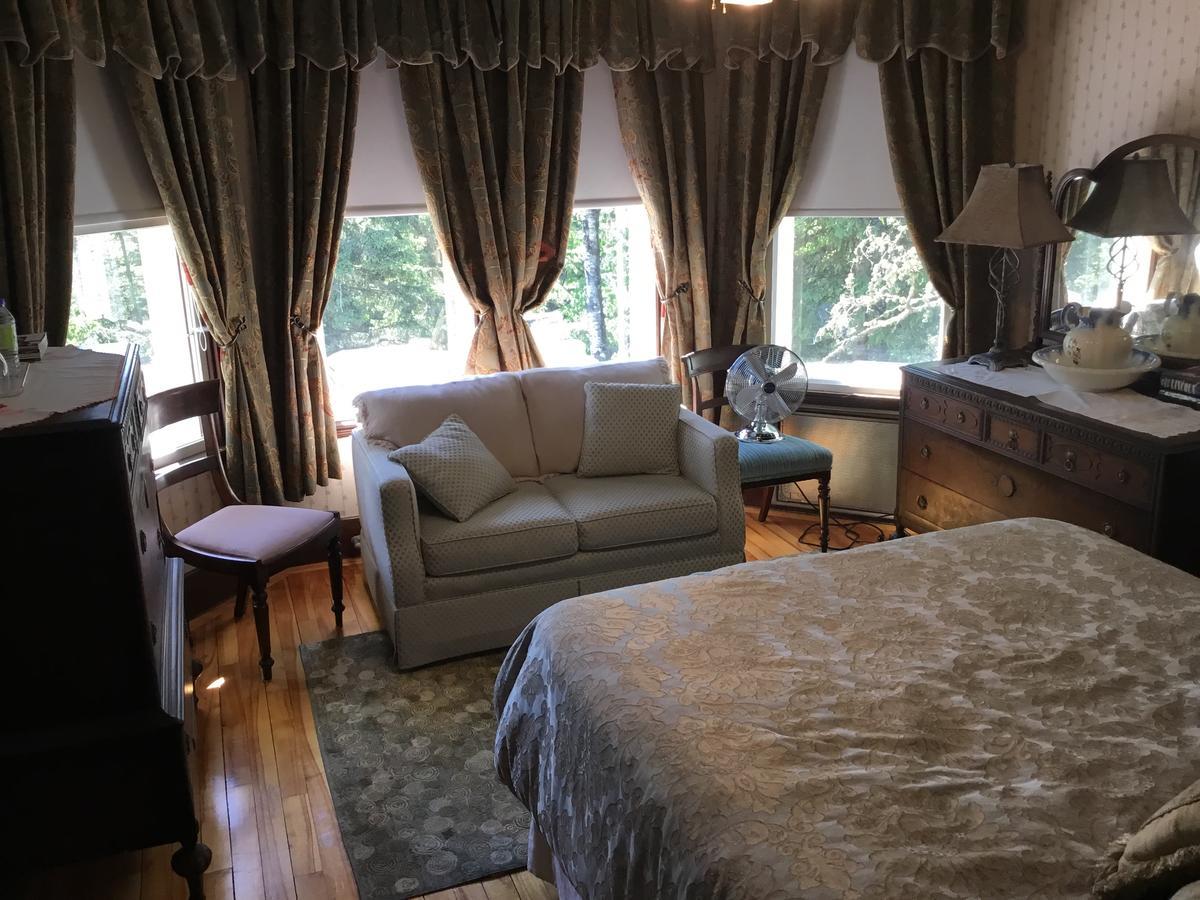Auberge Taylor Manor سان جورجس المظهر الخارجي الصورة